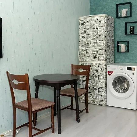 Cute And Central 1-bd With Balcony וארנה